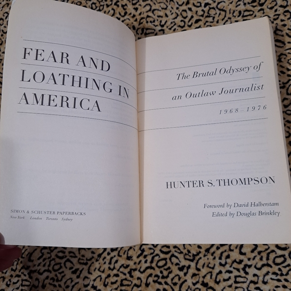 💥3/$25💥HUNTER S. THOMPSON-FEAR AND LOATHING IN AMERICA NOVEL - Picture 4 of 10